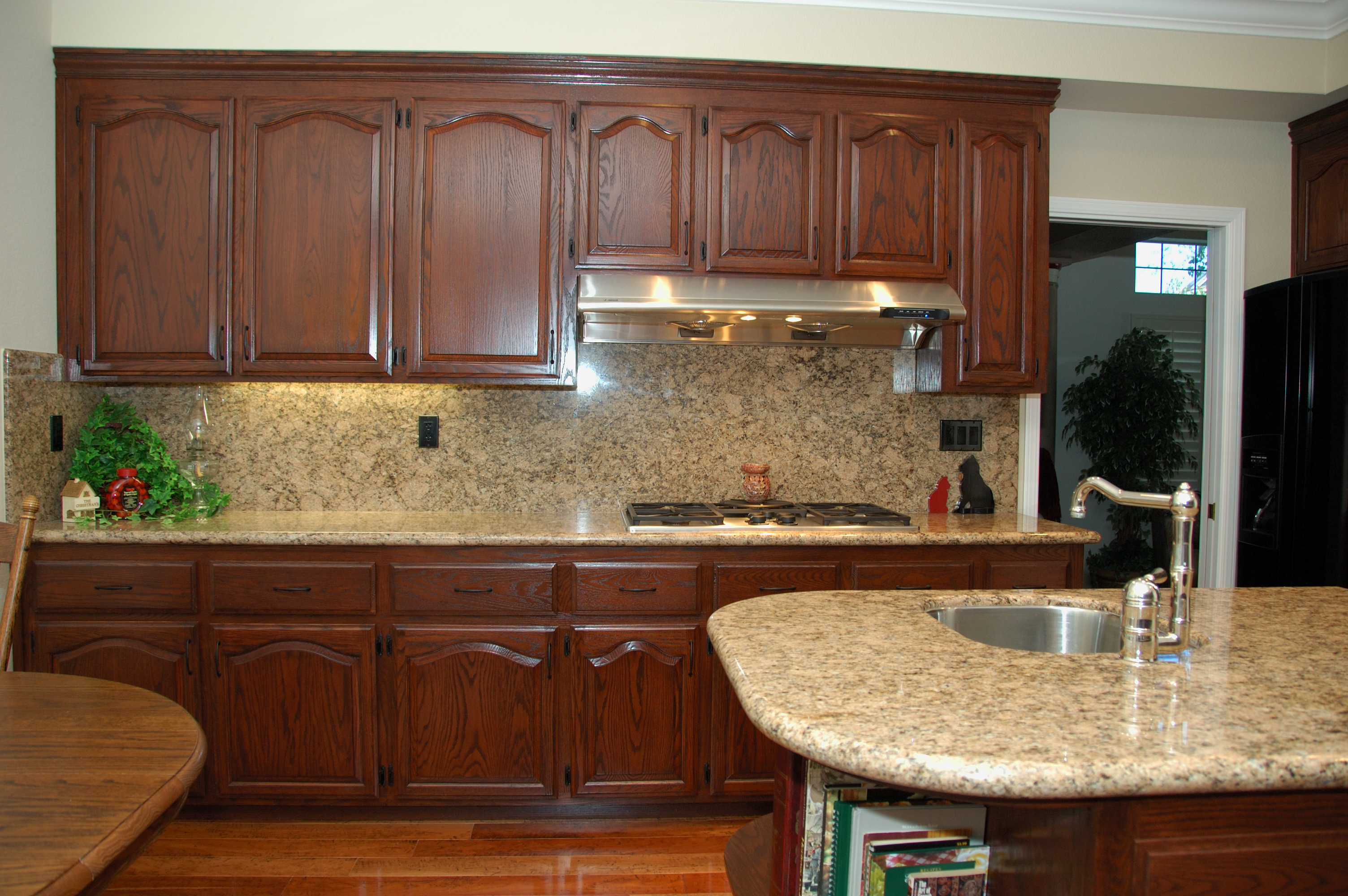Kitchen Cabinet Refinishing - Comwest Construction